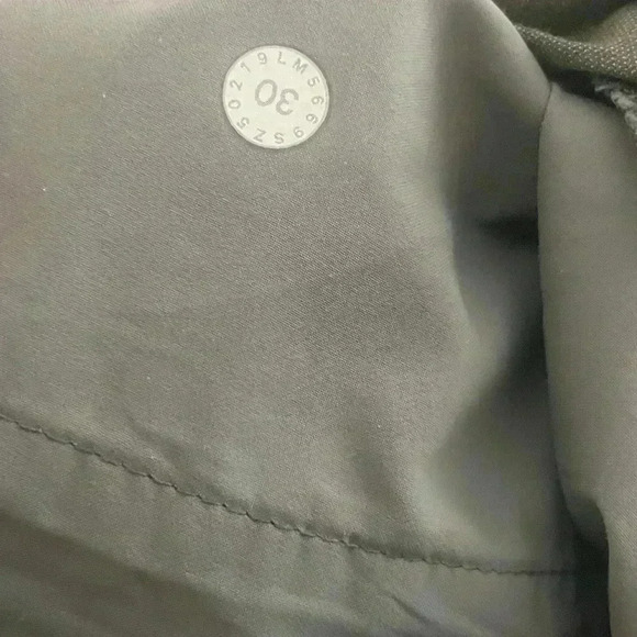 Lululemon Men's Washed Gray Sage Utilitech Chino Pants Size 30 X 33 - Picture 8 of 8